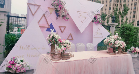 硕鼠和咩咩的Pink Party-婚礼策划图片