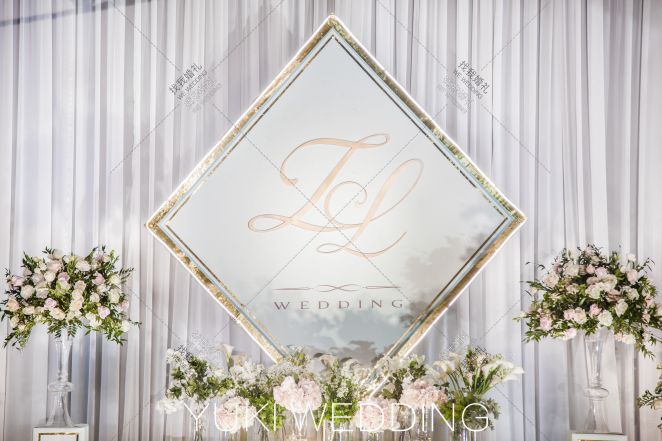 TriAngel-白室内韩式婚礼照片
