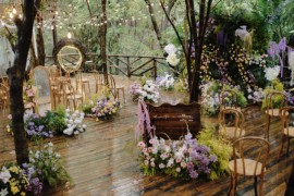 带着仙气的水雾婚礼婚礼图片