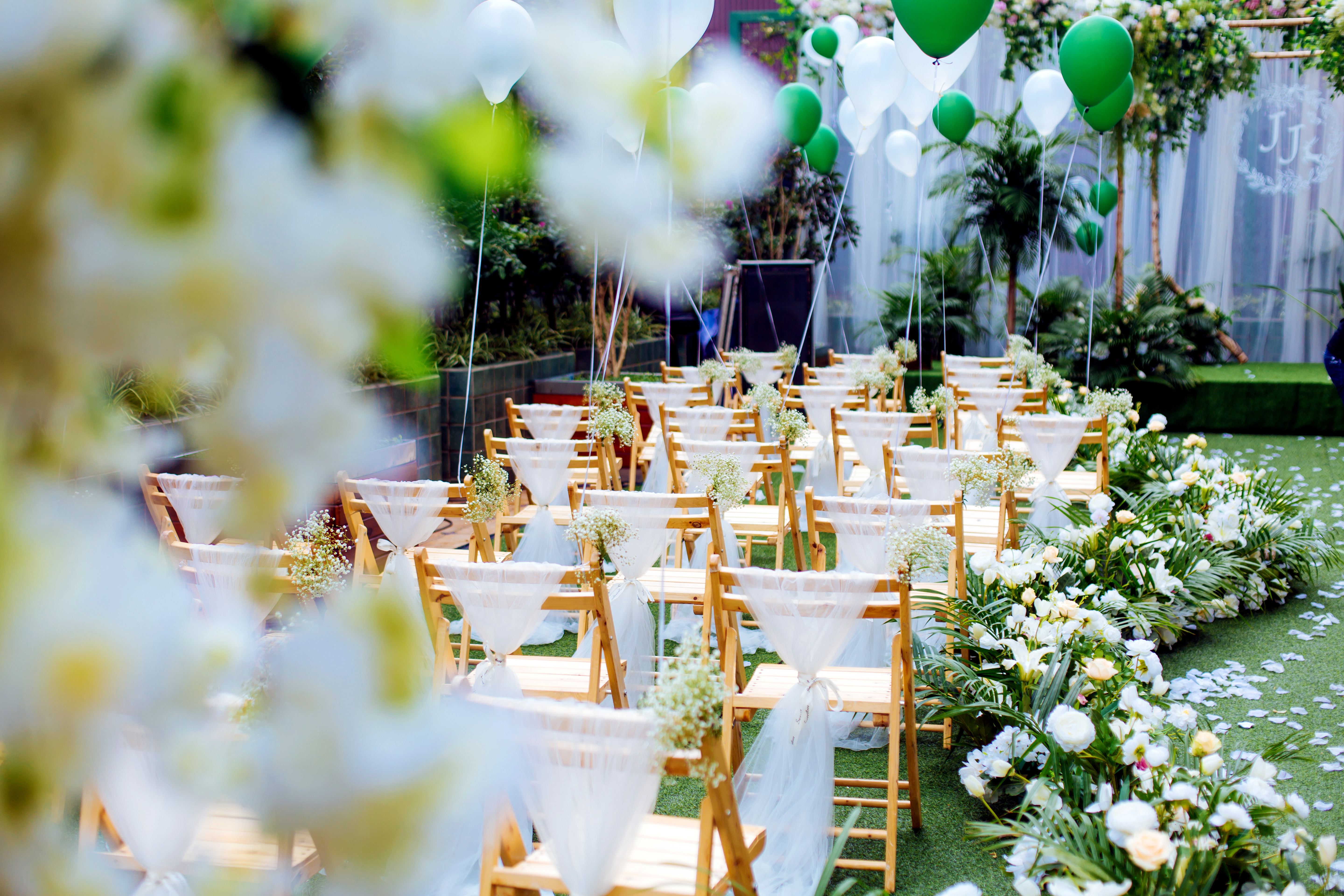 香槟色森系小清新户外婚礼现场效果图_价格表明细_找我婚礼