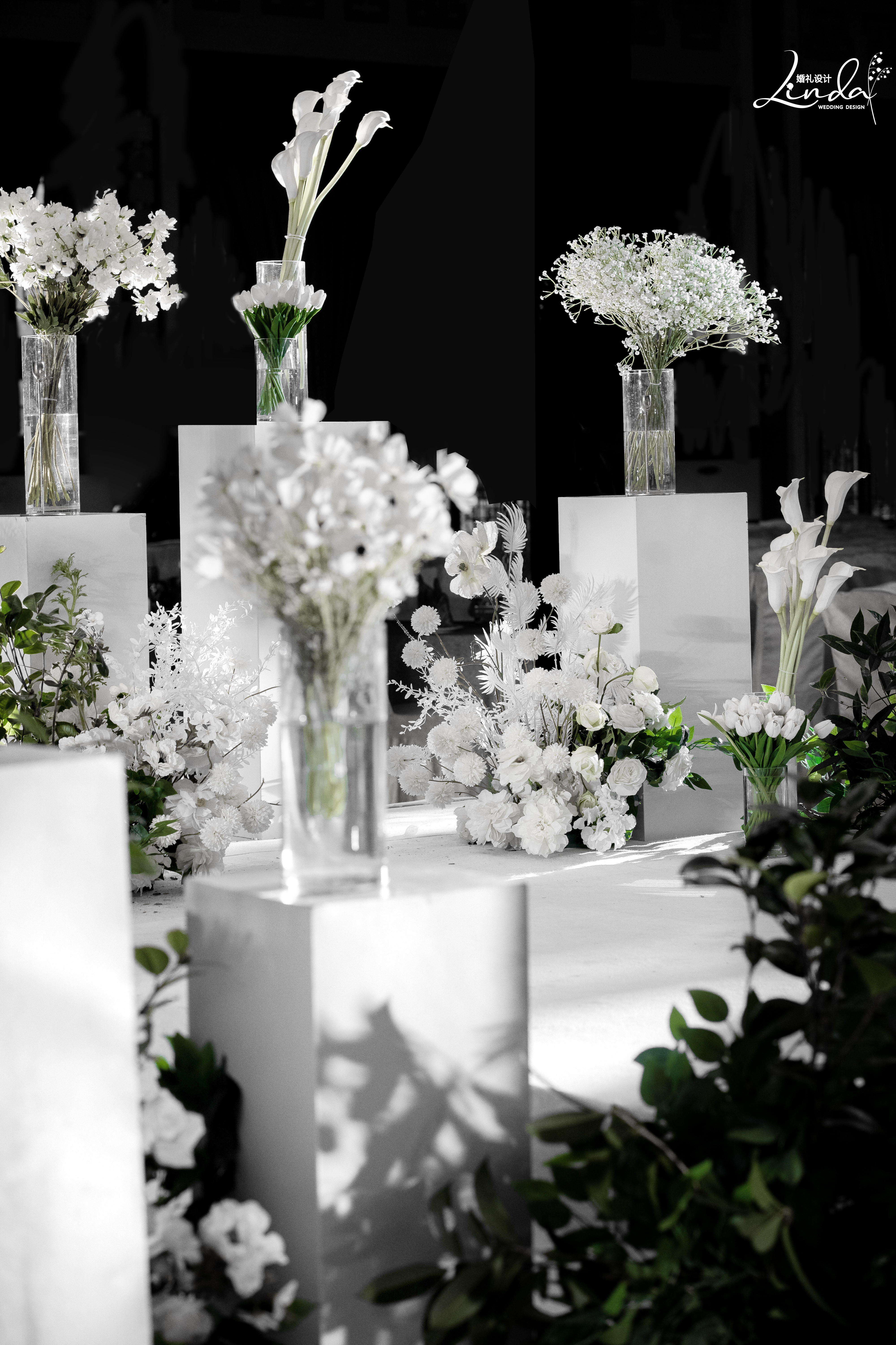 质感白绿丨花开满庭绿色主题室内大气现场布置图片 效果图 策划价格 找我婚礼