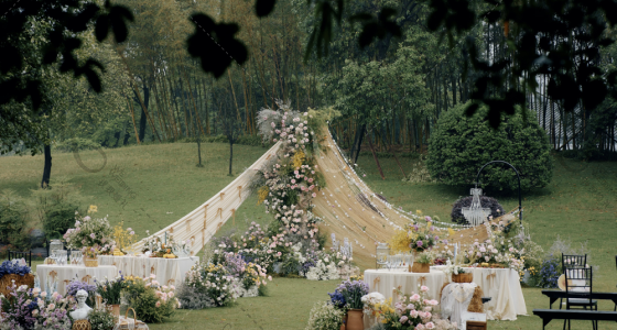 春树下的婚礼-婚礼策划图片