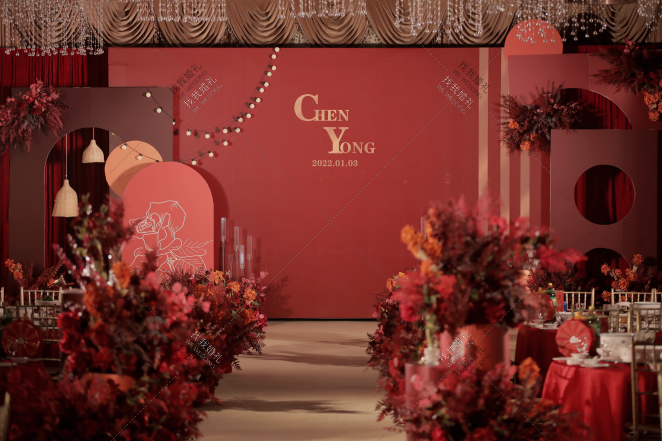 【简洁】红色-红室内简洁婚礼照片