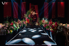 热烈红婚礼图片