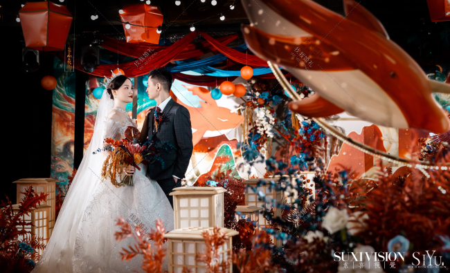 撞色新中式婚礼|大鱼-黑室内新中式婚礼照片
