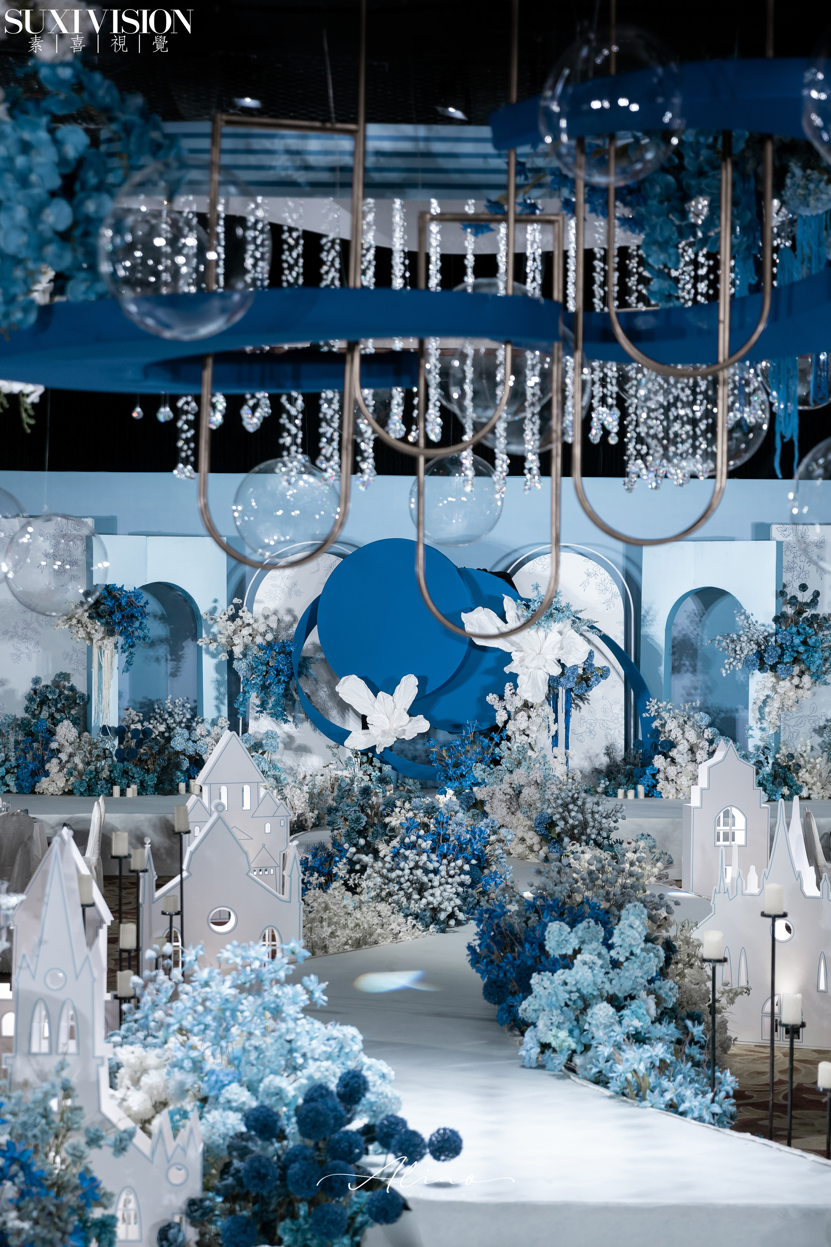 轻奢蓝白蓝色主题室内主题现场布置图片_效果图_策划价格-找我婚礼