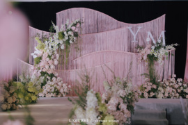 诗的结尾婚礼图片