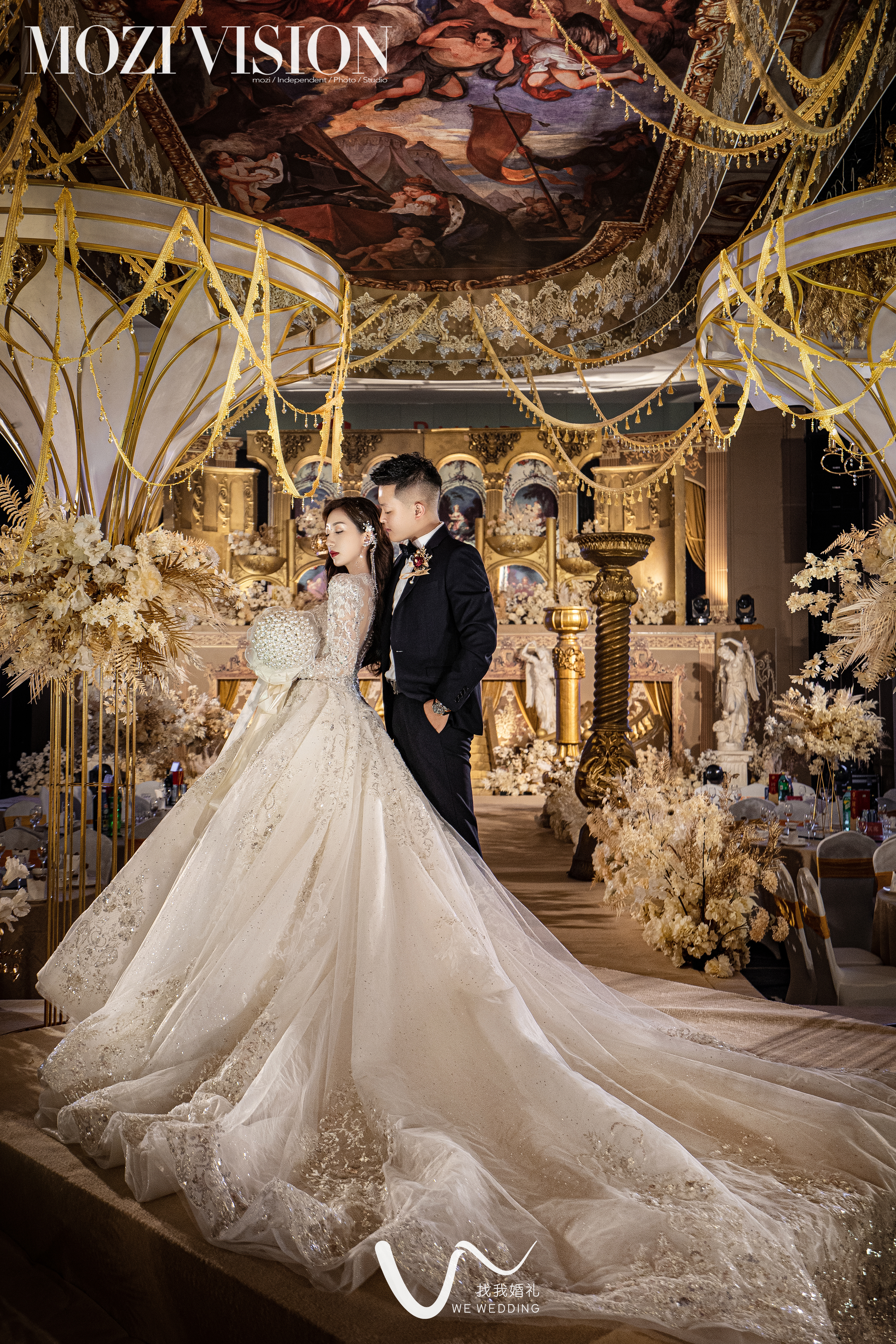 古典巴洛克婚礼黄色主题室内大气现场布置图片_效果图_策划价格-找我