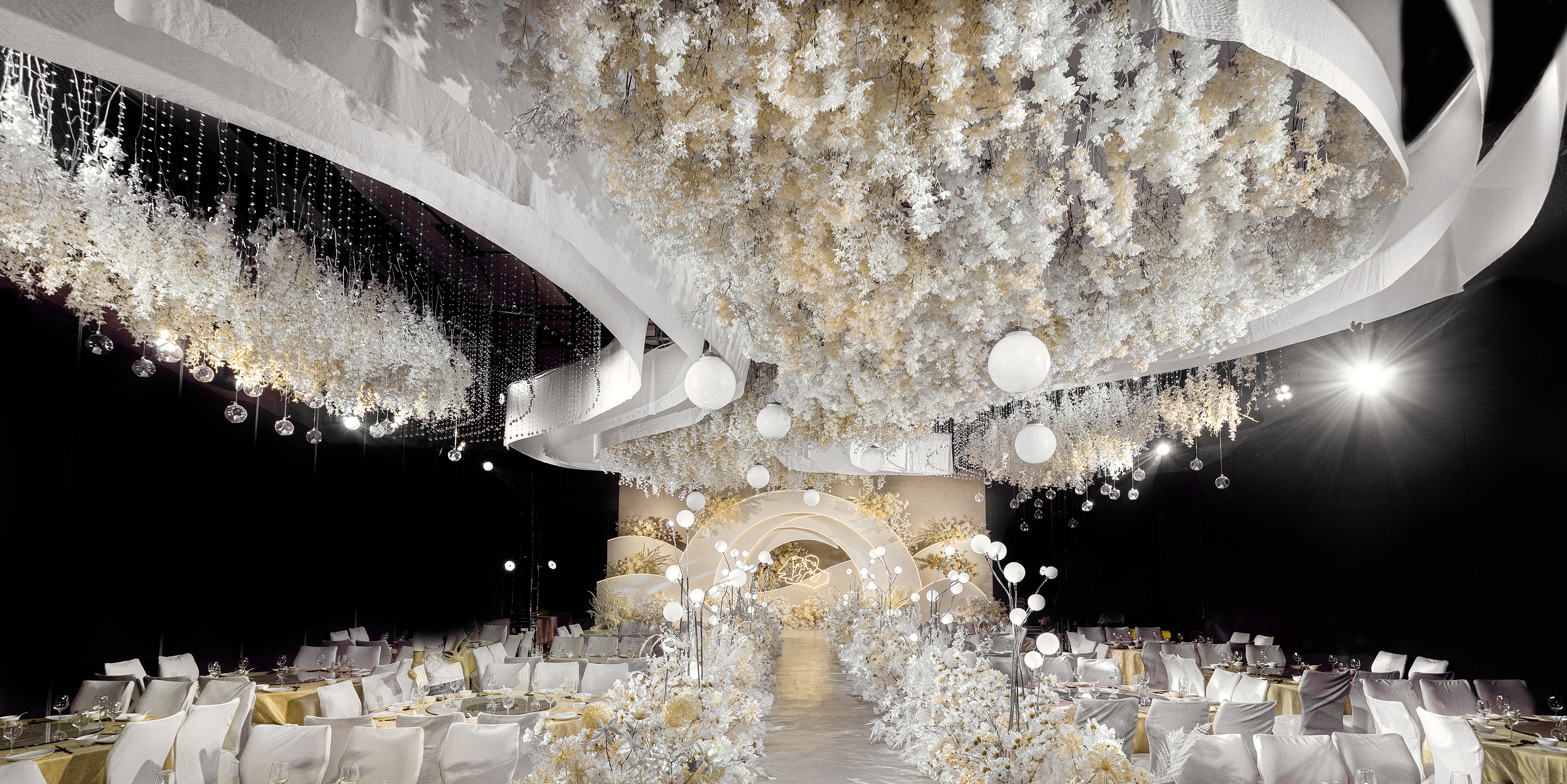 30000元 49999元梦幻婚礼价格_现场布置图片_效果图-找我婚礼