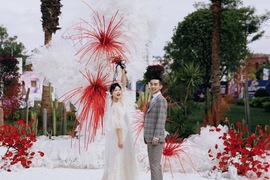 小众婚礼｜雨是神明的烟花婚礼图片