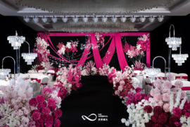 和她的婚礼｜是弗洛伊德玫瑰的浪漫婚礼图片