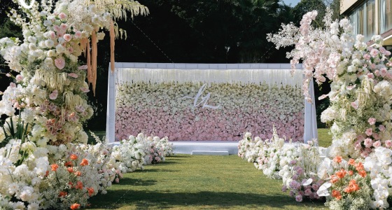 白粉色户外婚礼-婚礼策划图片