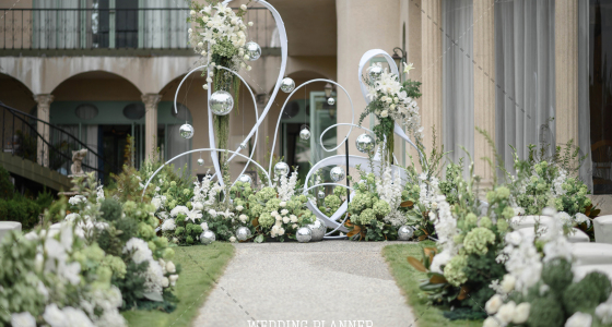 白绿户外婚礼-婚礼策划图片