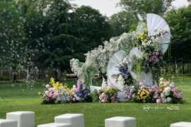 捕梦人的花园｜法式清新草坪婚礼图片