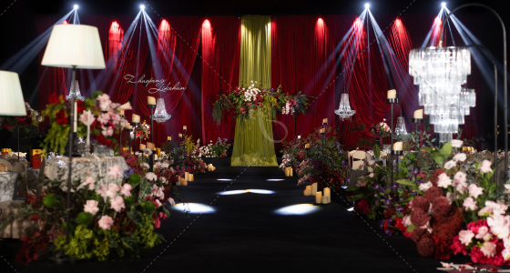 色彩盛宴：红绿碰撞的浪漫婚礼-婚礼策划图片