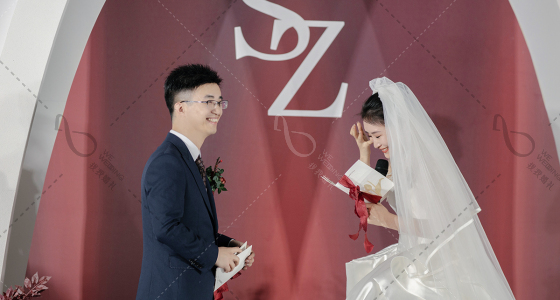 红白简约大气婚礼-婚礼策划图片