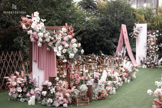 粉色浪漫-白户外梦幻婚礼照片