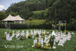 条条框框婚礼图片