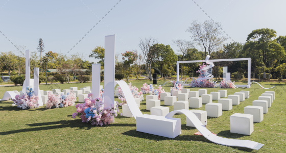 蓝粉色户外婚礼-婚礼策划图片
