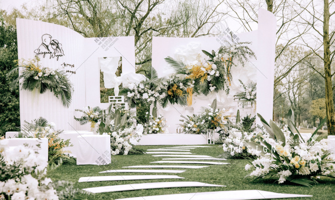 白绿色简约婚礼-婚礼策划图片